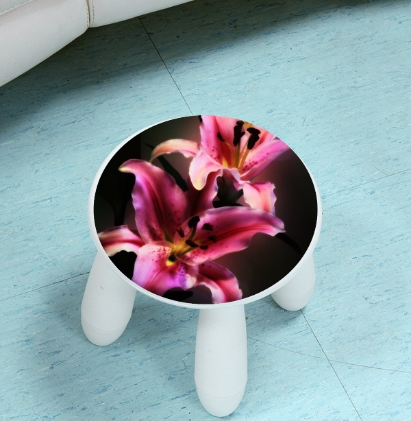  Painting Pink Stargazer Lily for Stool Children